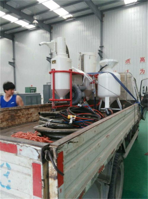 噴砂機(jī)技術(shù)革新 北京中航技?xì)鈩?dòng)液壓引領(lǐng)環(huán)保與自動(dòng)化新趨勢(shì)